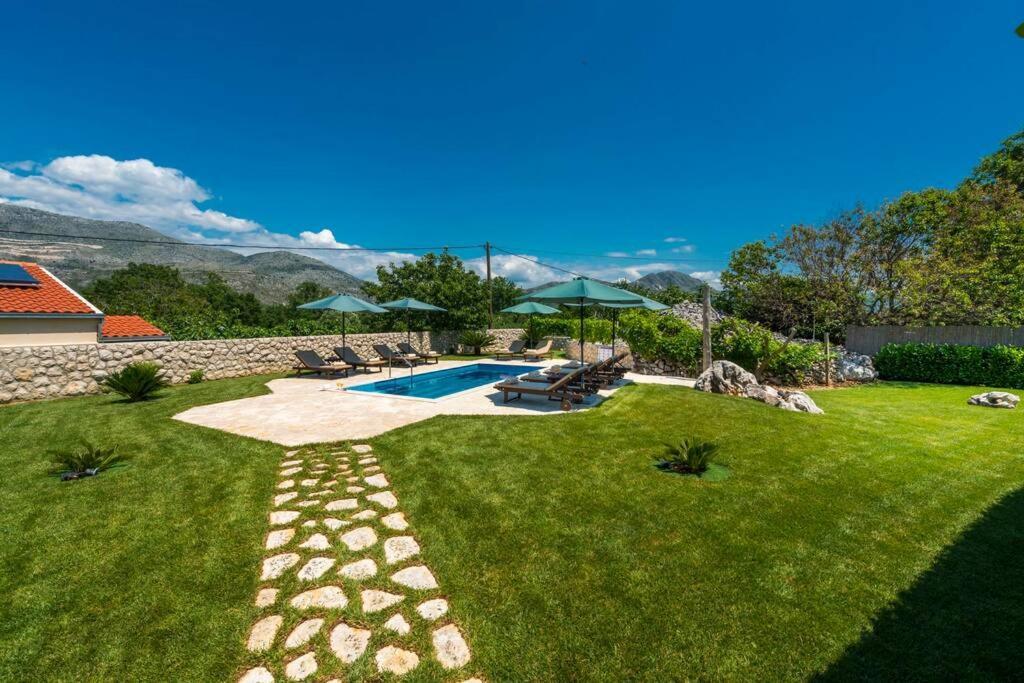Vila Vergatum-Privacy,Gym,Billiards,Table Tennis Donji Brgat Bagian luar foto