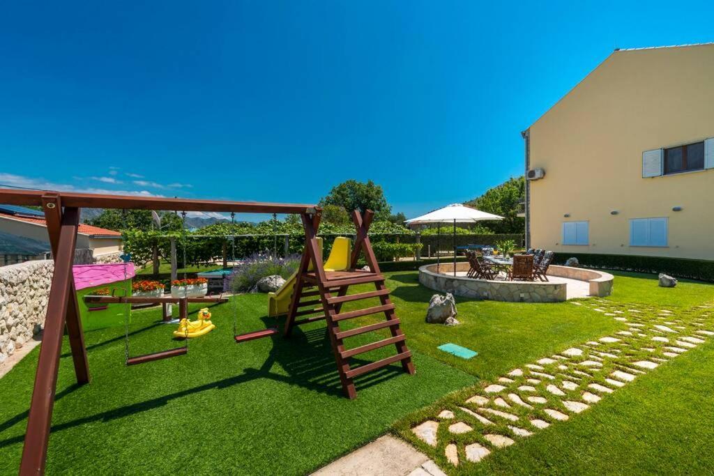 Vila Vergatum-Privacy,Gym,Billiards,Table Tennis Donji Brgat Bagian luar foto