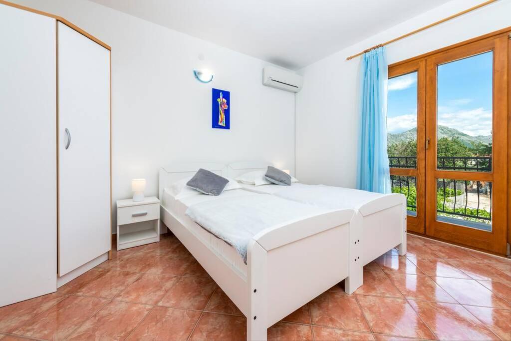 Vila Vergatum-Privacy,Gym,Billiards,Table Tennis Donji Brgat Bagian luar foto