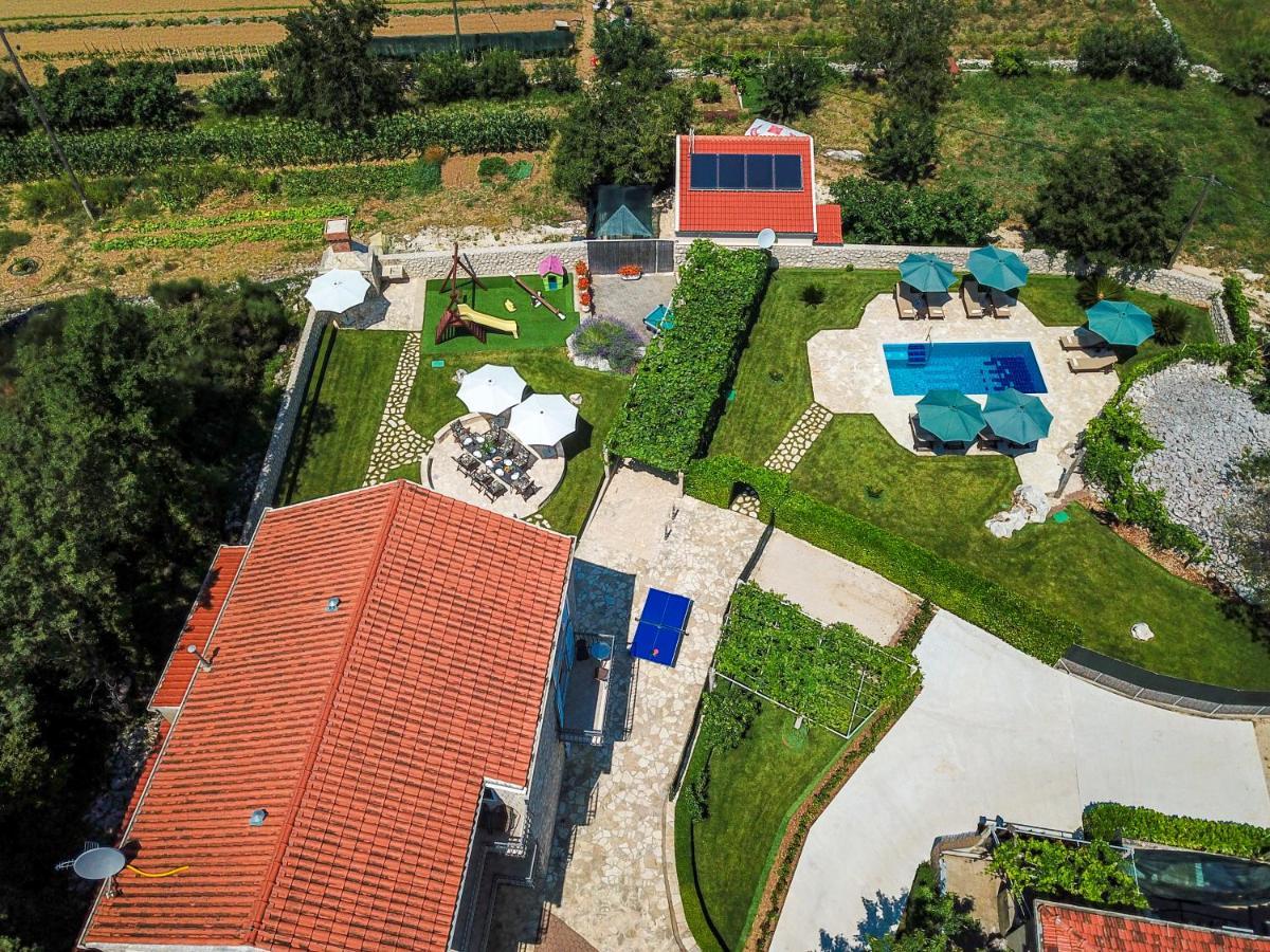 Vila Vergatum-Privacy,Gym,Billiards,Table Tennis Donji Brgat Bagian luar foto